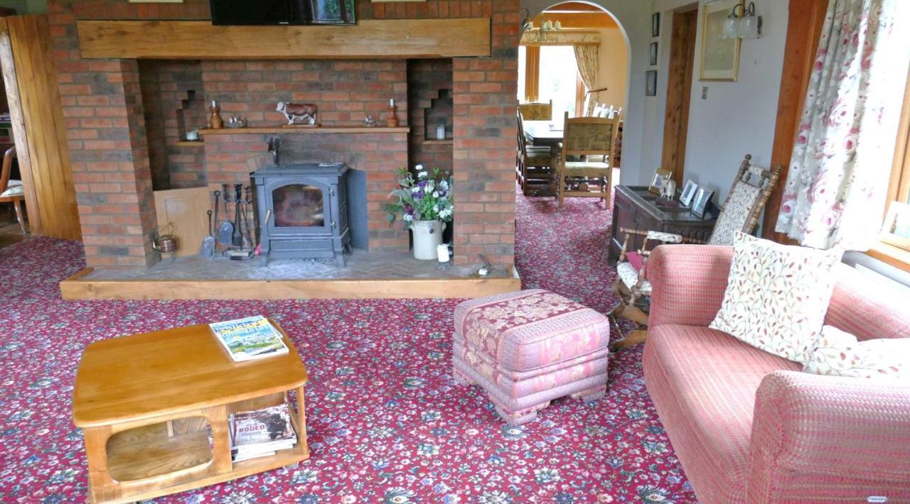 Alderton  Elms Farmヴィラ エクステリア 写真